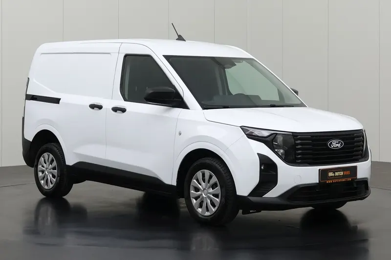 Ford Transit Courier (2024)