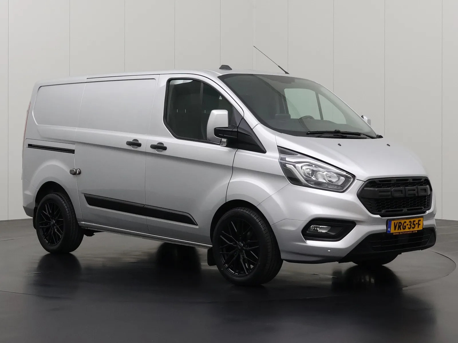 Ford Transit Custom (2022) — foto 1