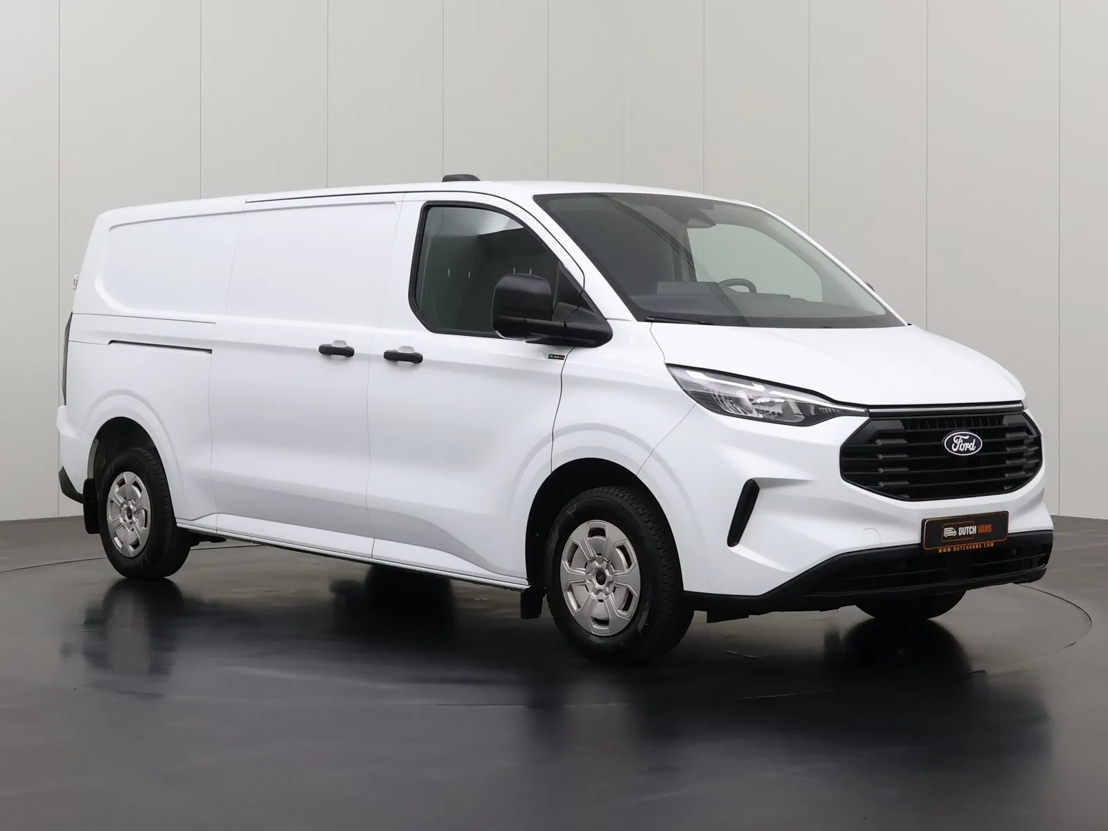 Ford Transit Custom (2024) — foto 1