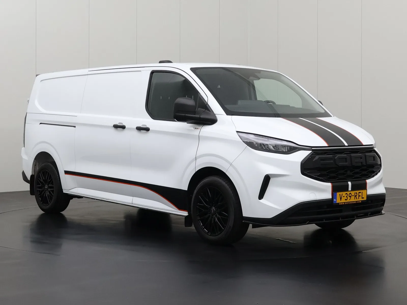 Ford Transit Custom (2024) — foto 1