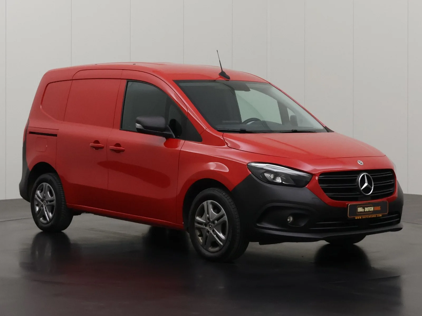 Mercedes-Benz Citan (2023) — foto 1