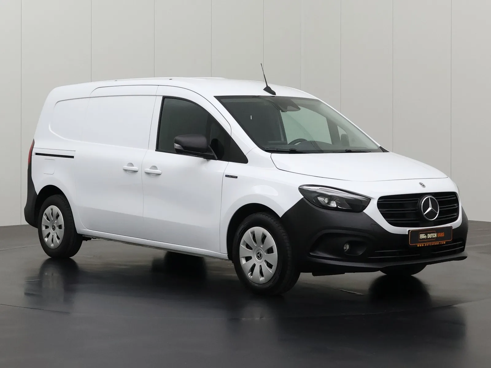 Mercedes-Benz Citan (2024) — foto 1