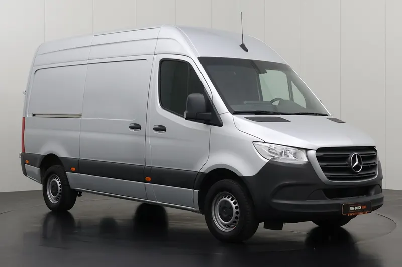 Mercedes-Benz Sprinter (2023)