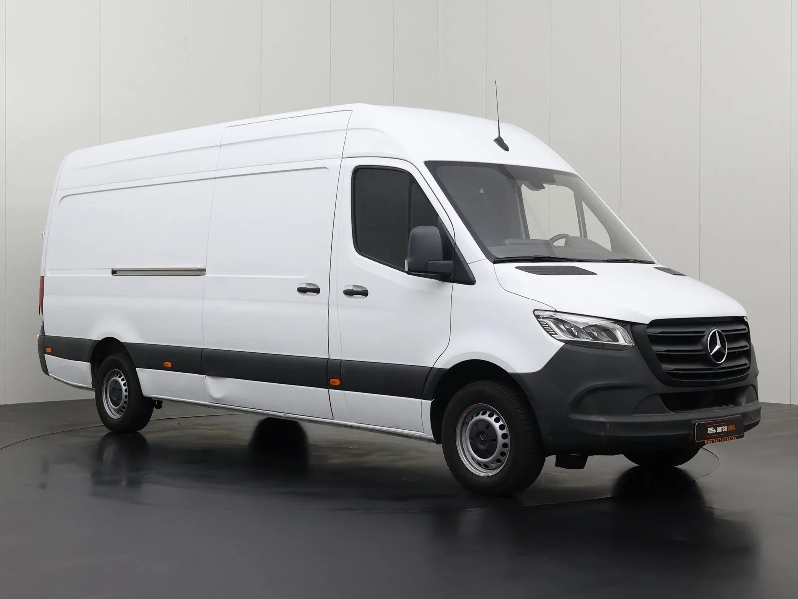 Mercedes-Benz Sprinter (2023) — foto 1