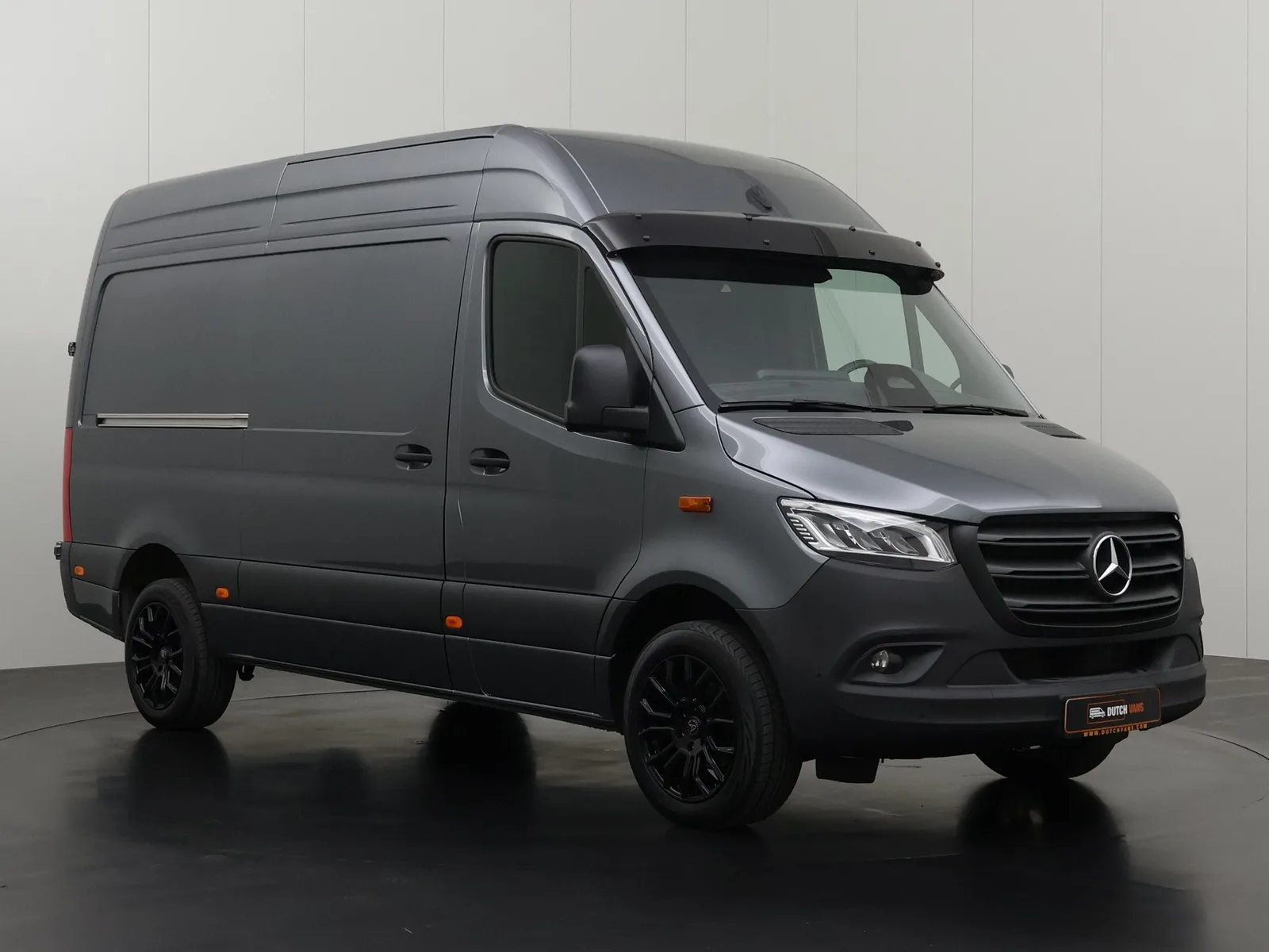 Mercedes-Benz Sprinter (2024) — foto 1
