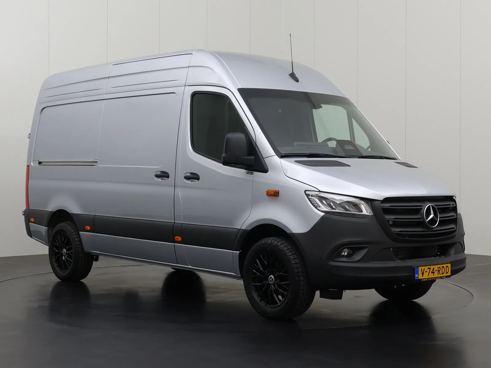 Mercedes-Benz Sprinter (2024) — foto 1