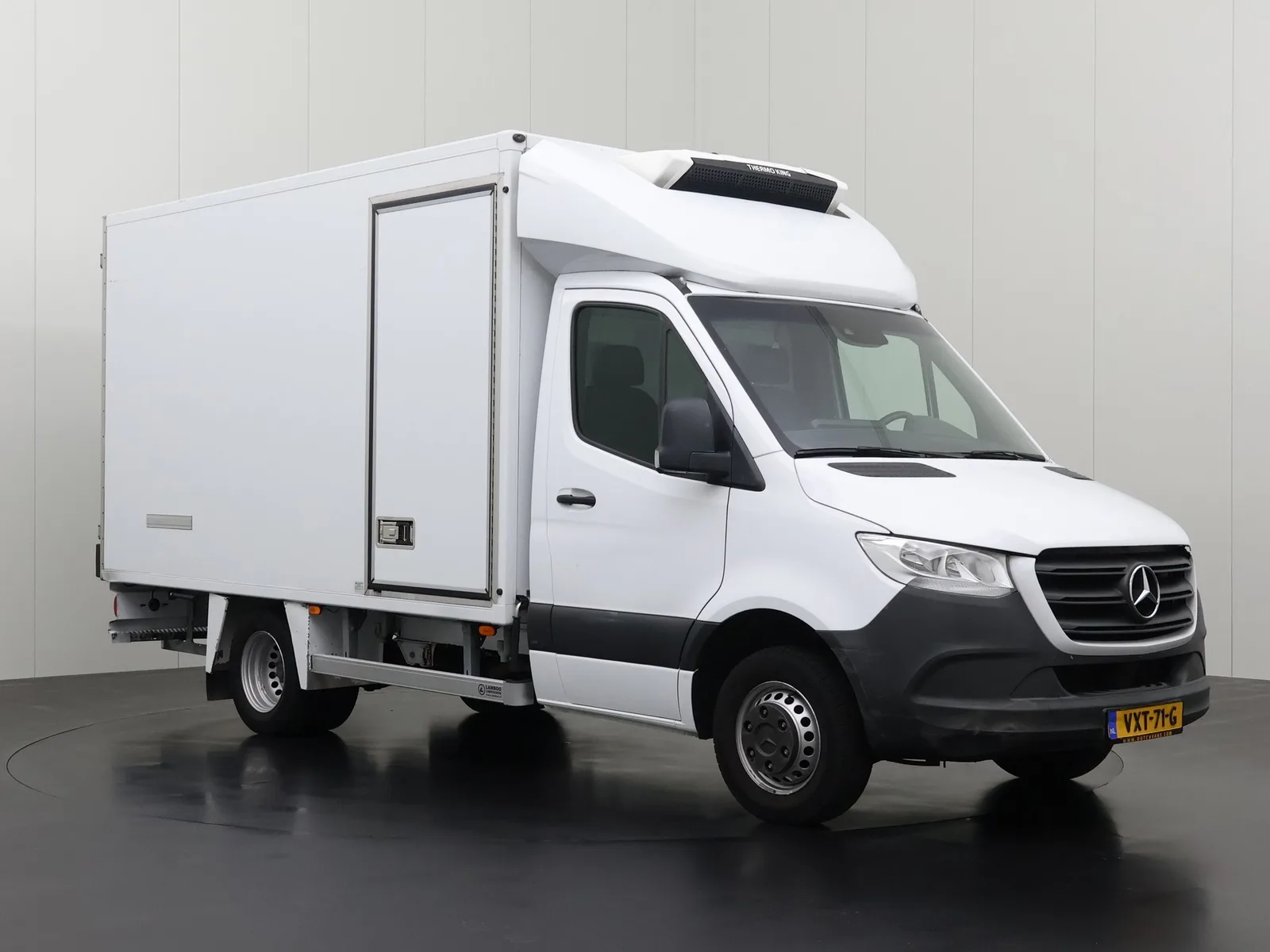 Mercedes-Benz Sprinter (2023) — foto 1