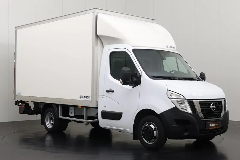 Nissan Interstar (2024)
