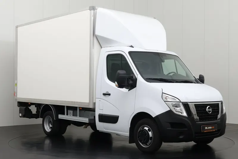 Nissan Interstar (2024)