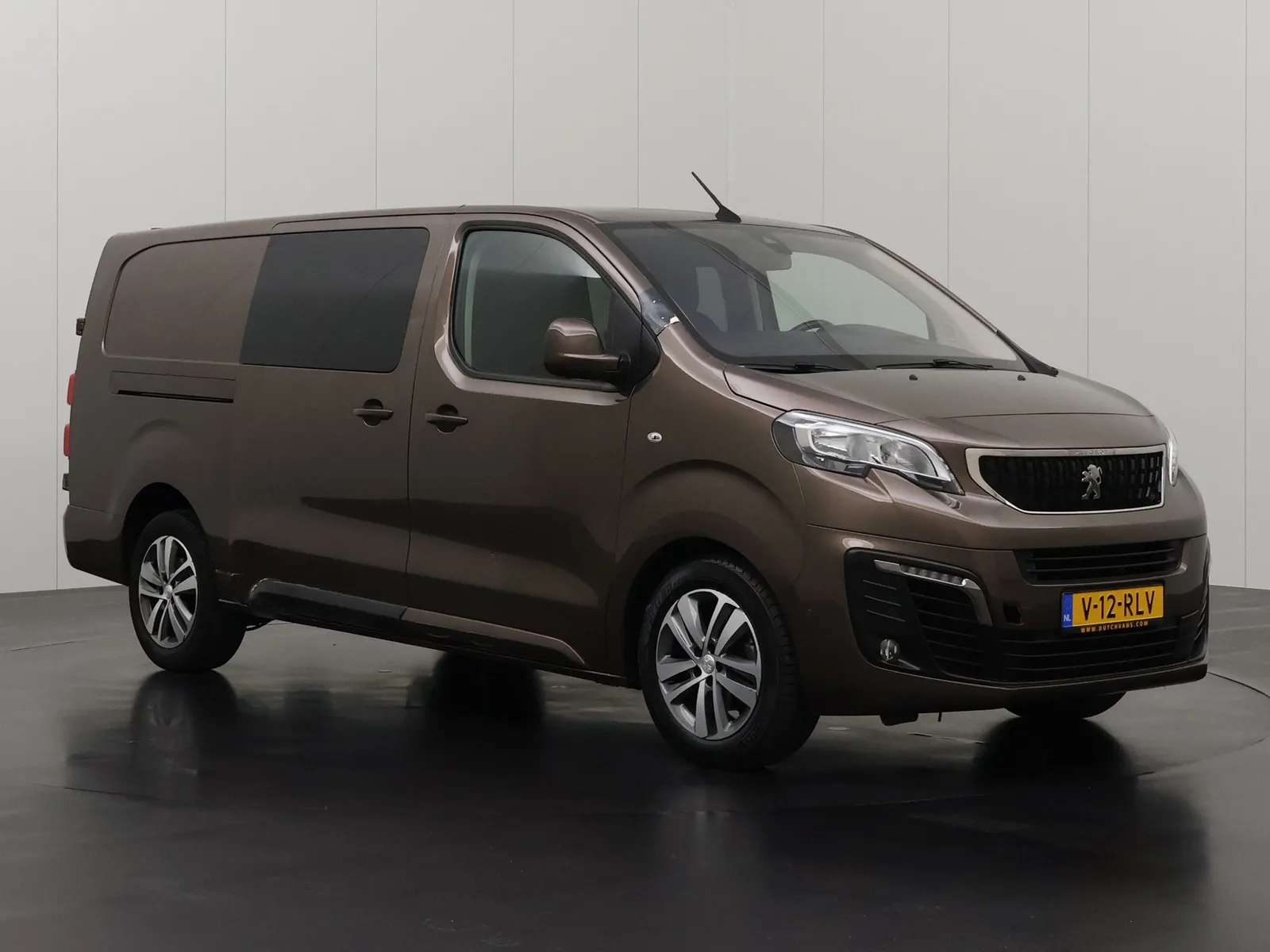 Peugeot Expert (2019) — foto 1