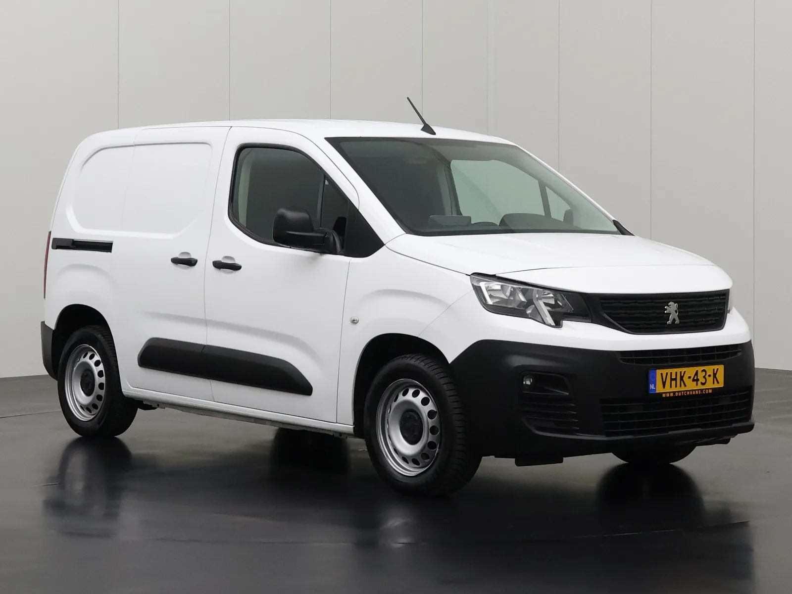 Peugeot Partner (2020) — foto 1
