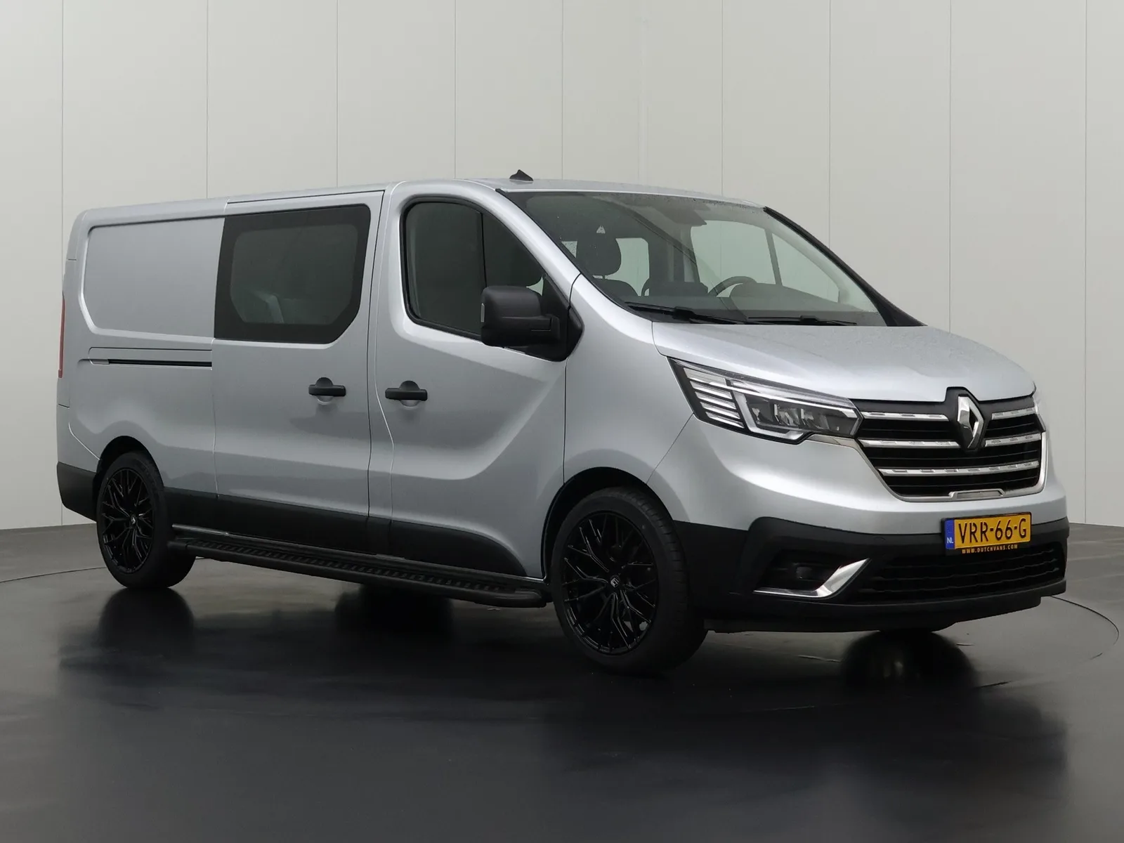 Renault Trafic (2022) — foto 1