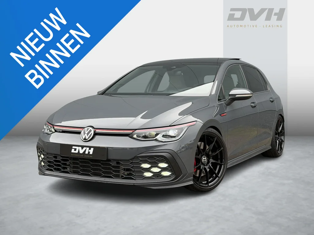 Volkswagen Golf (2021) — foto 1