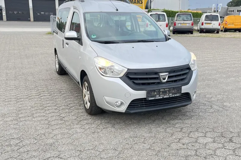 Dacia Dokker (2016)