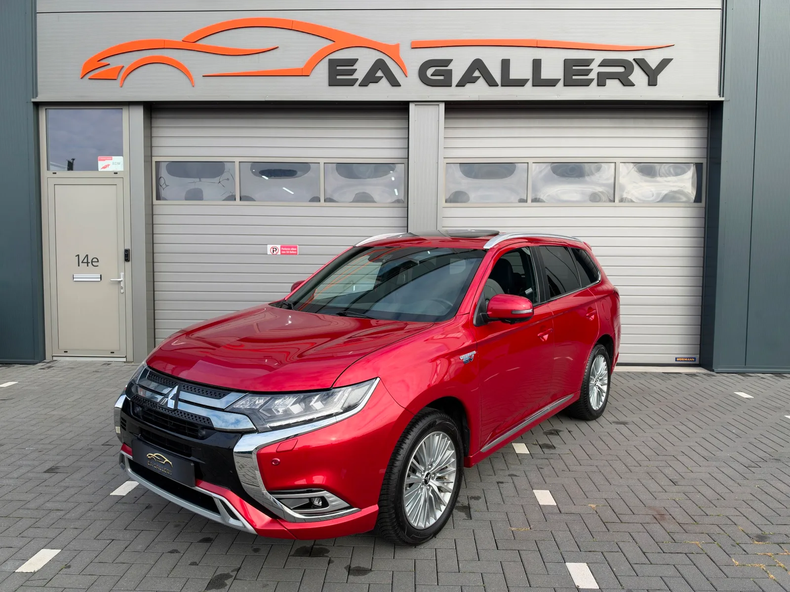 Mitsubishi Outlander (2019) — foto 1