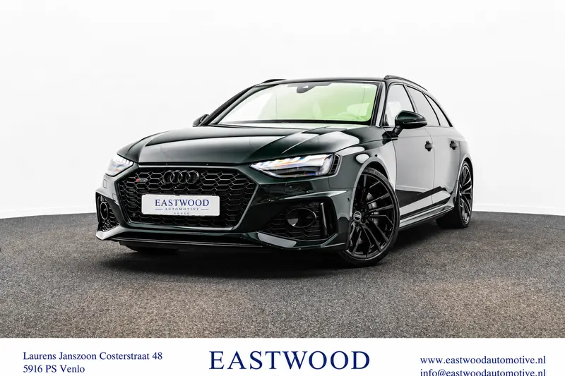 Audi RS 4 (2022)