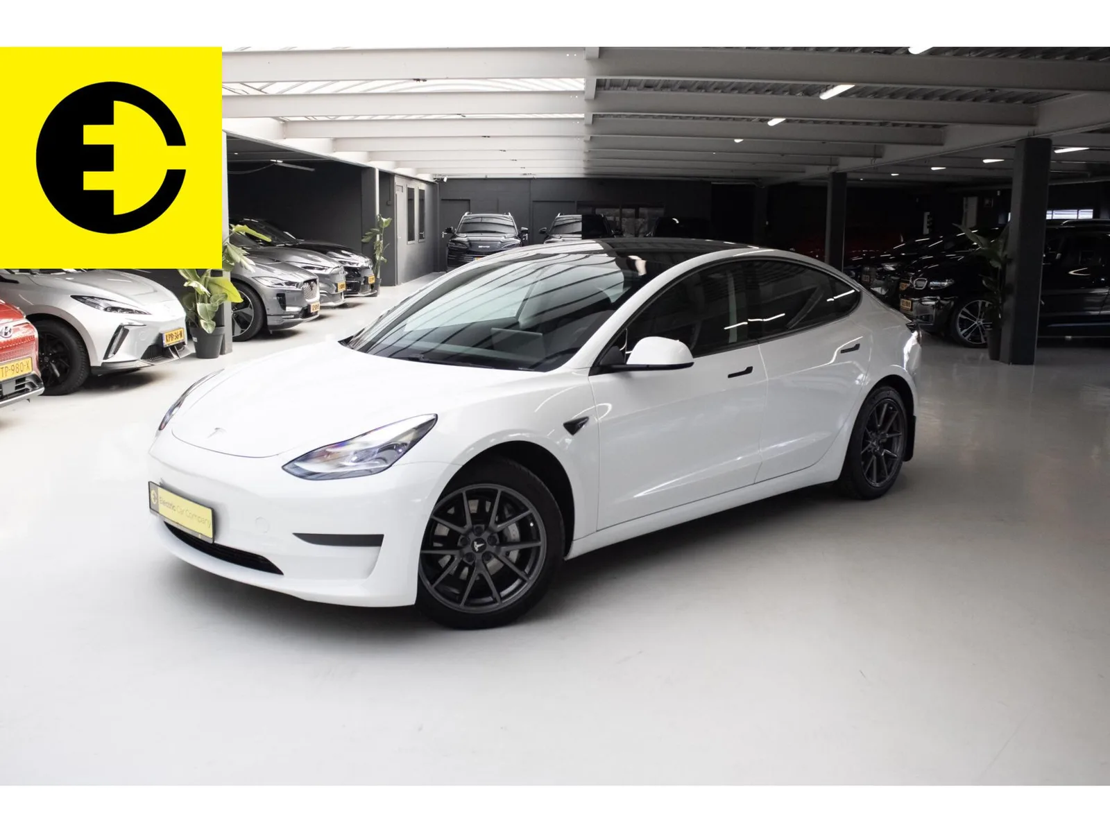 Tesla Model 3 (2021) — foto 1