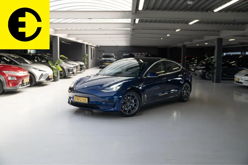Tesla Model 3 (2020)