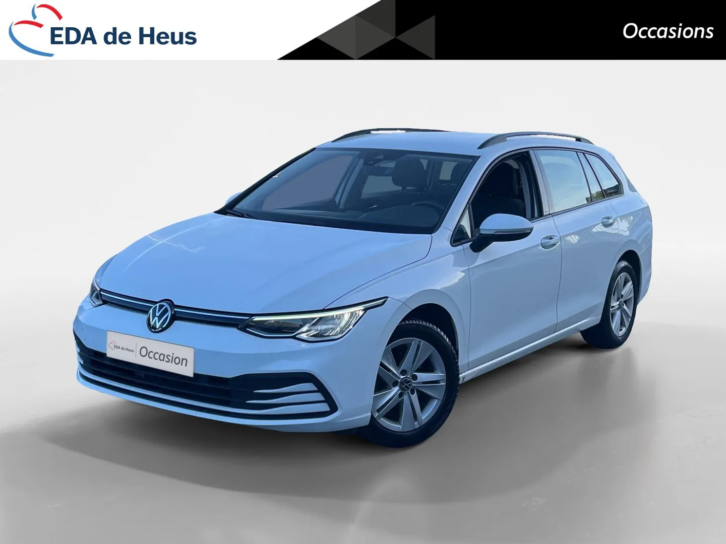 Volkswagen Golf (2023) — foto 1