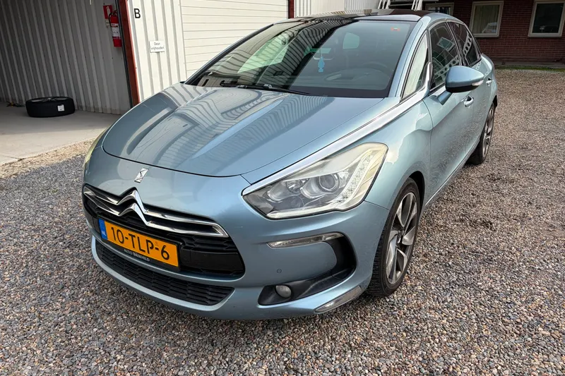 Citroën DS5 (2012)