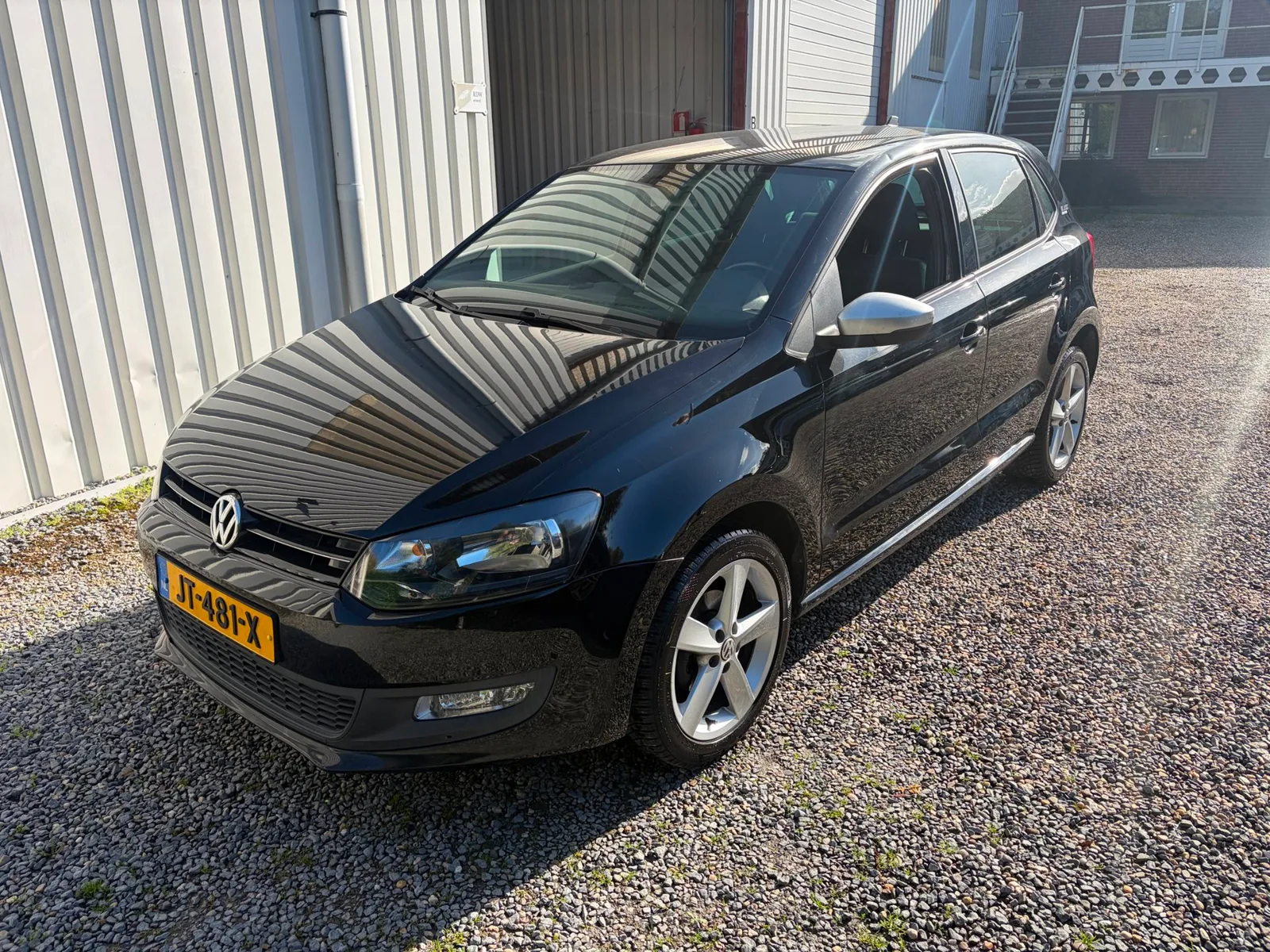 Volkswagen Polo (2013) — foto 1