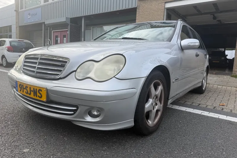 Mercedes-Benz C-Klasse (2006)