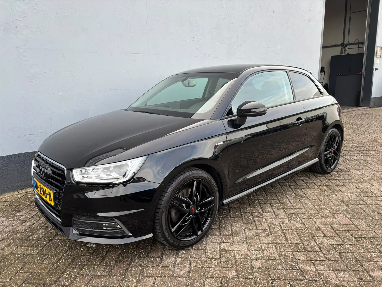 Audi A1 (2017) — foto 1