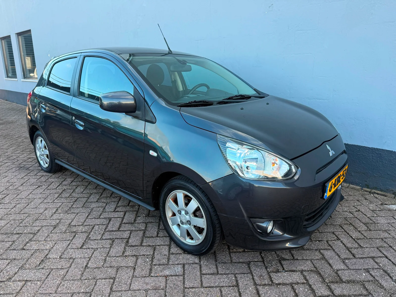 Mitsubishi Space Star (2013) — foto 1