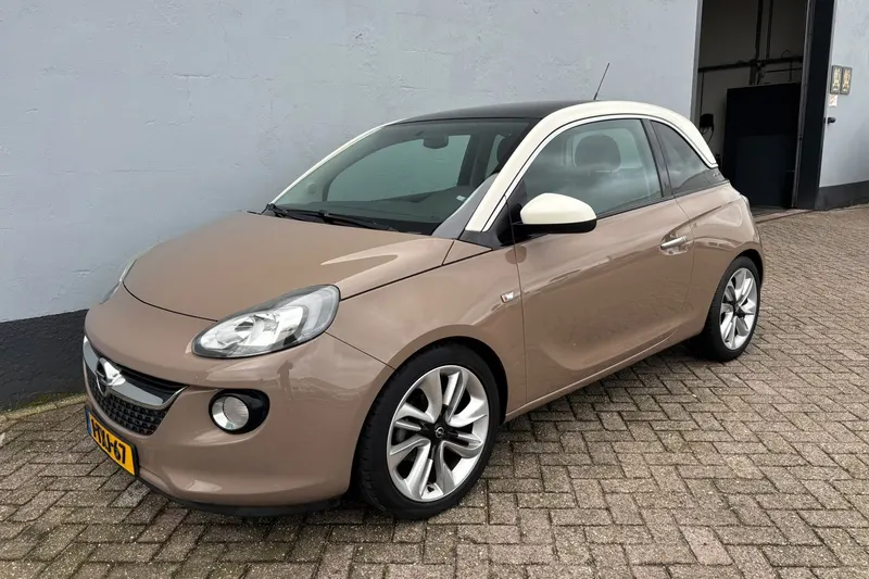 Opel Adam (2014)
