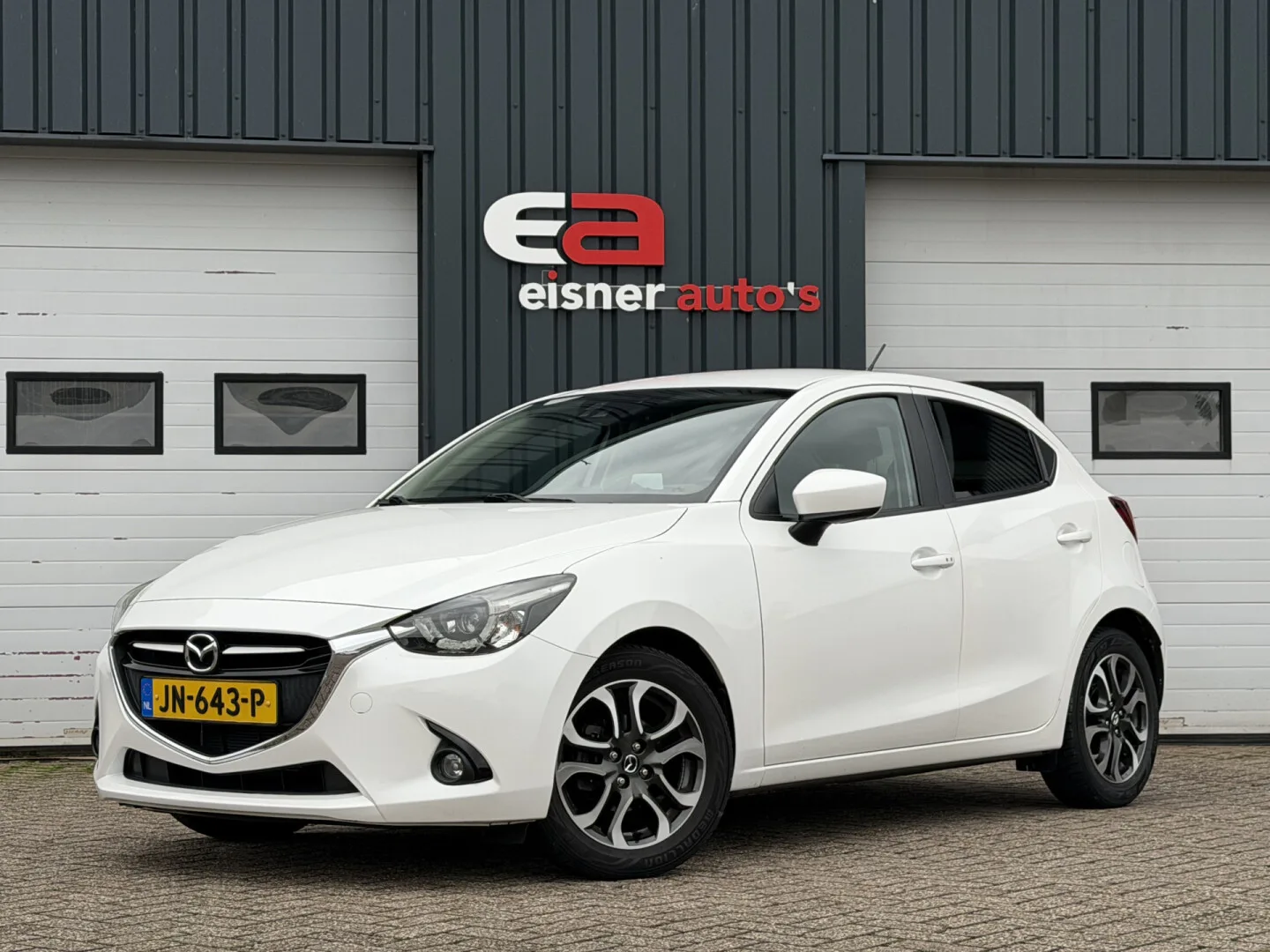 Mazda 2 (2016) — foto 1