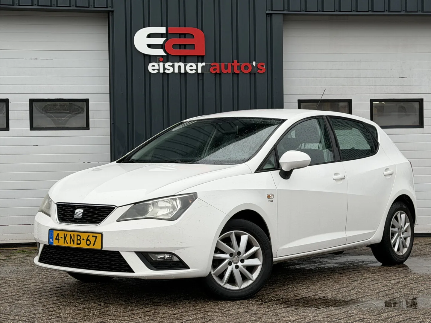 SEAT Ibiza (2013) — foto 1