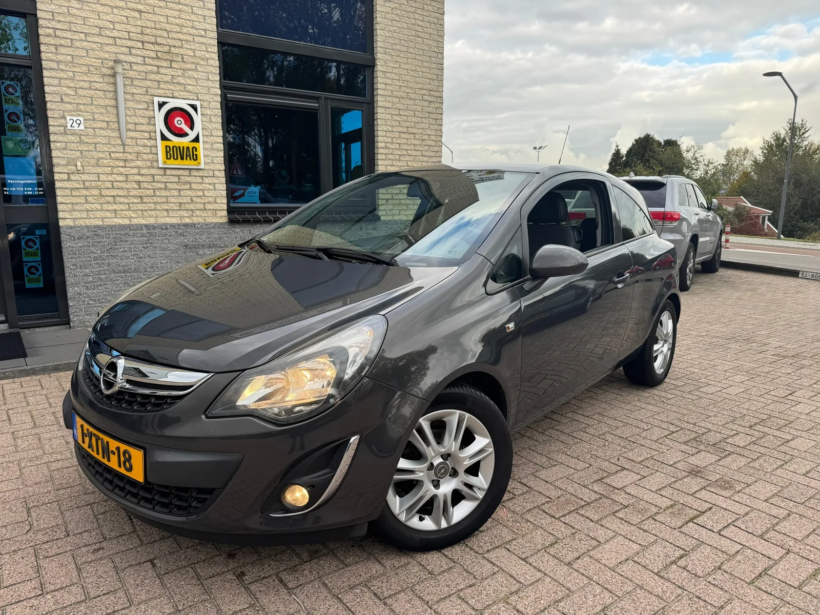Opel Corsa (2014) — foto 1