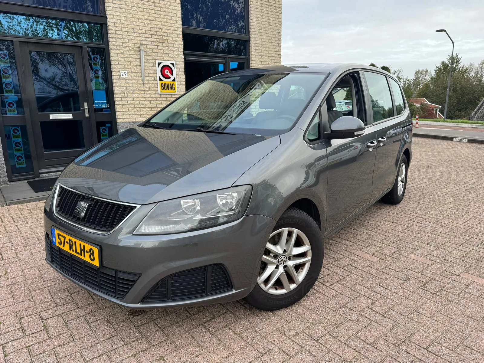 SEAT Alhambra (2011) — foto 1