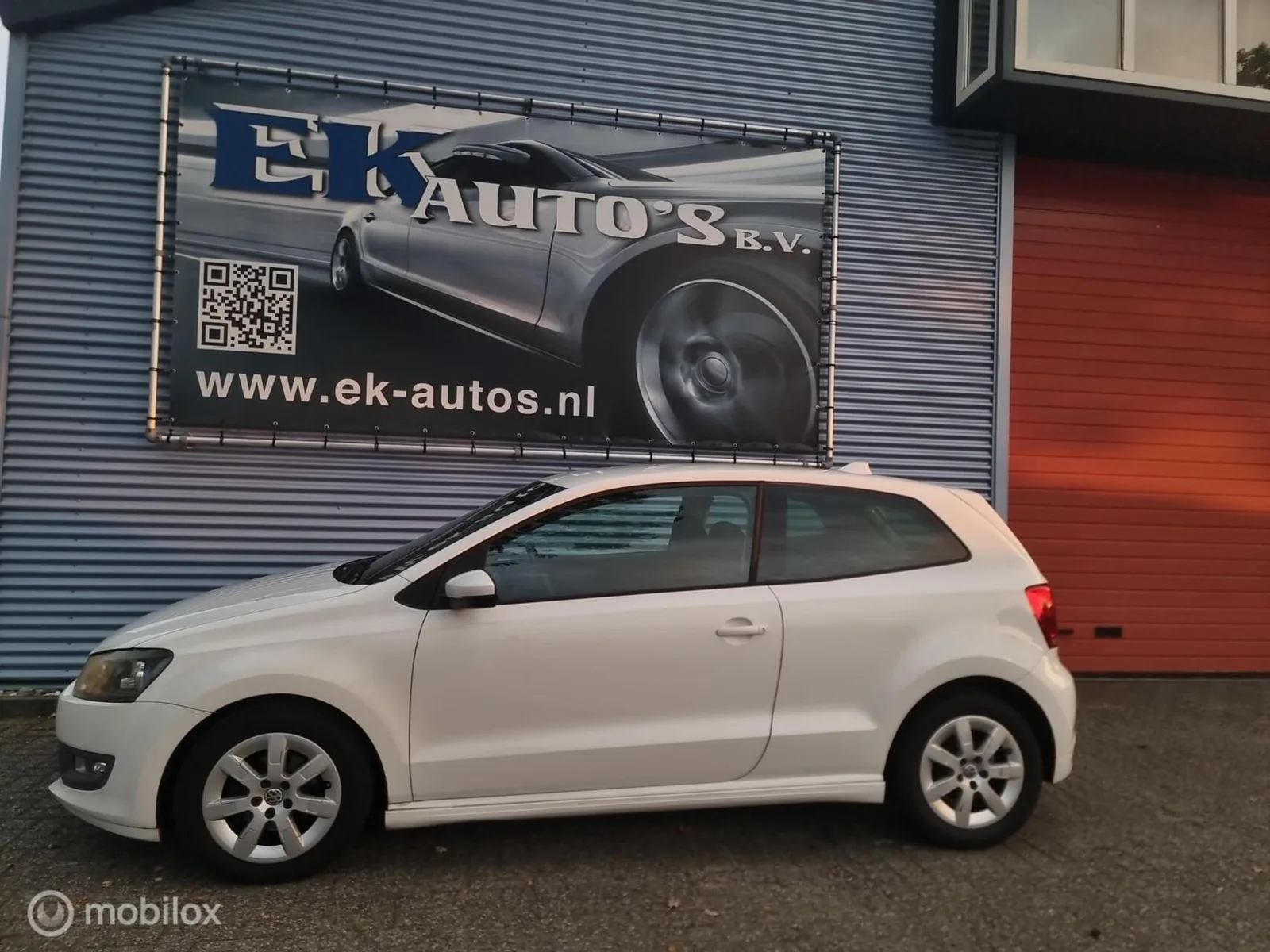 Volkswagen Polo (2010) — foto 1