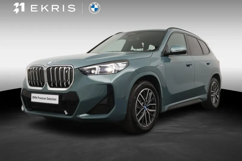 BMW iX1 (2024)