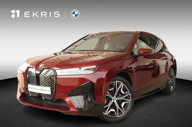 BMW iX (2024)