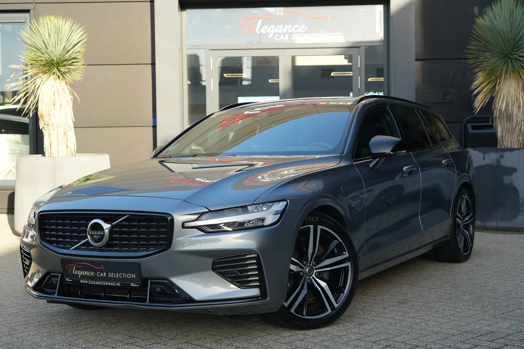 Volvo V60 (2021) — foto 1