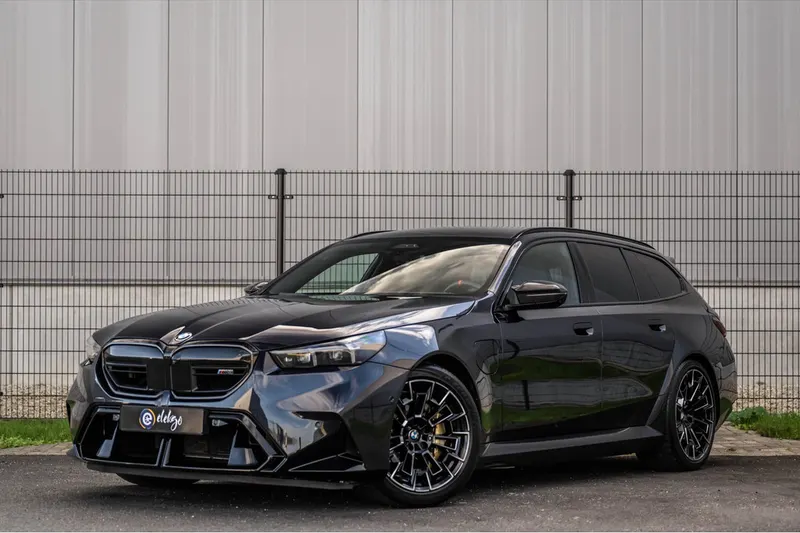 BMW M5 (2025)