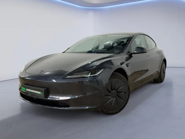 Tesla Model 3 (2026) — foto 1