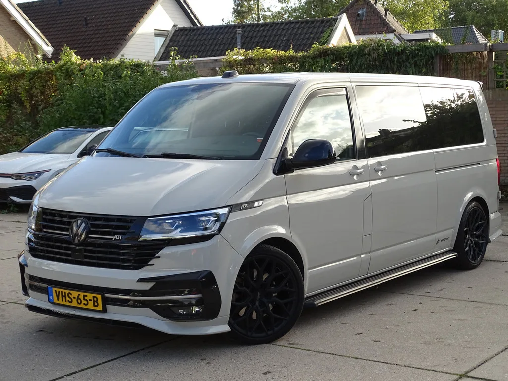 Volkswagen Transporter (2021) — foto 1
