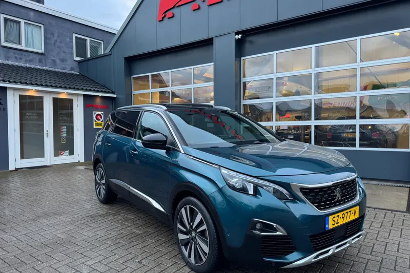 Peugeot 5008 (2018)