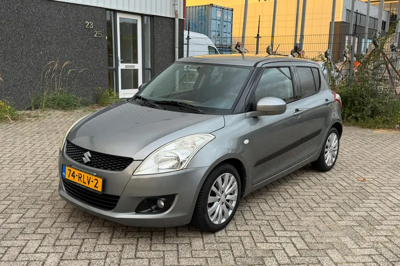 Suzuki Swift (2011)