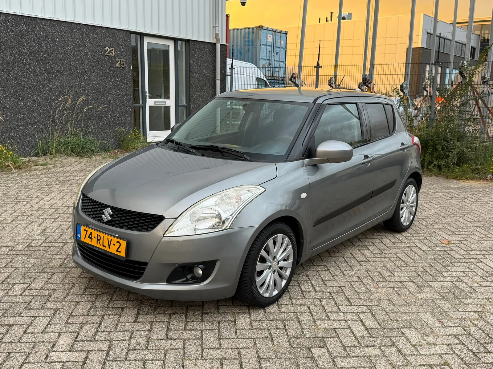 Suzuki Swift (2011) — foto 1