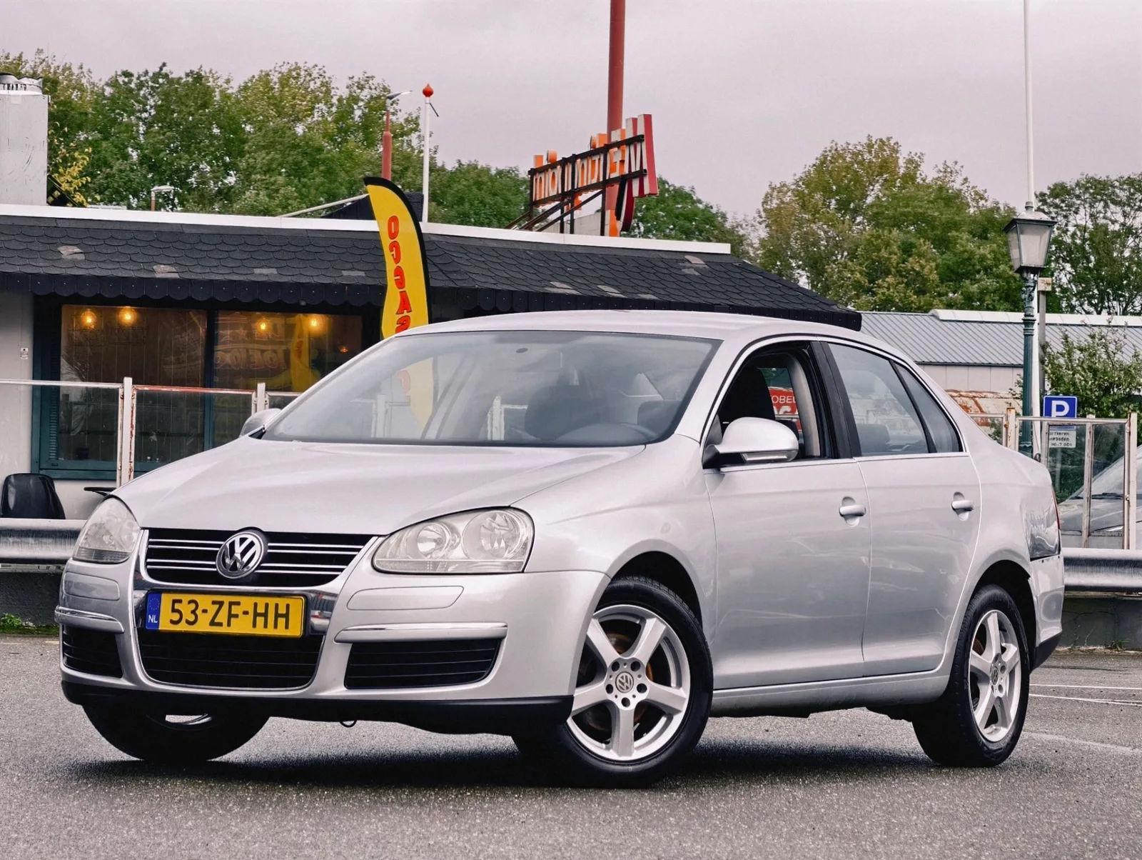 Volkswagen Jetta (2008) — foto 1