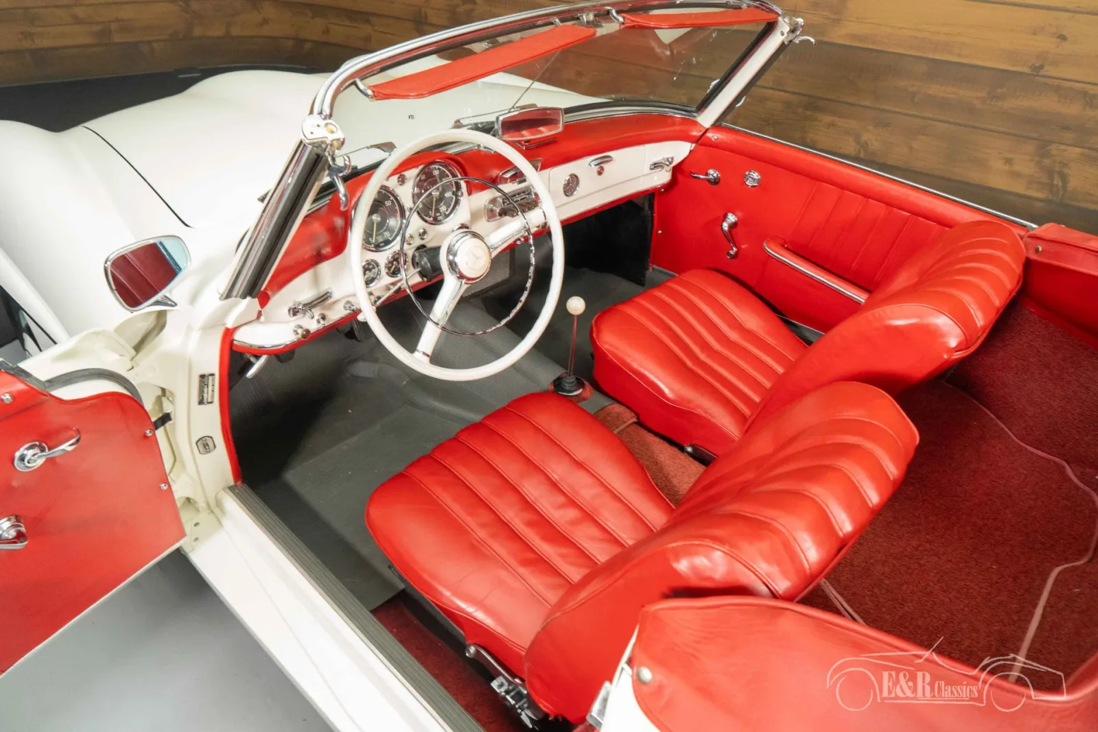 Mercedes-Benz SL-Klasse (1961) — foto 1
