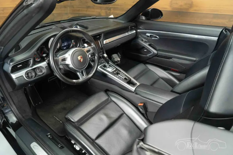 Porsche 911 (2012)