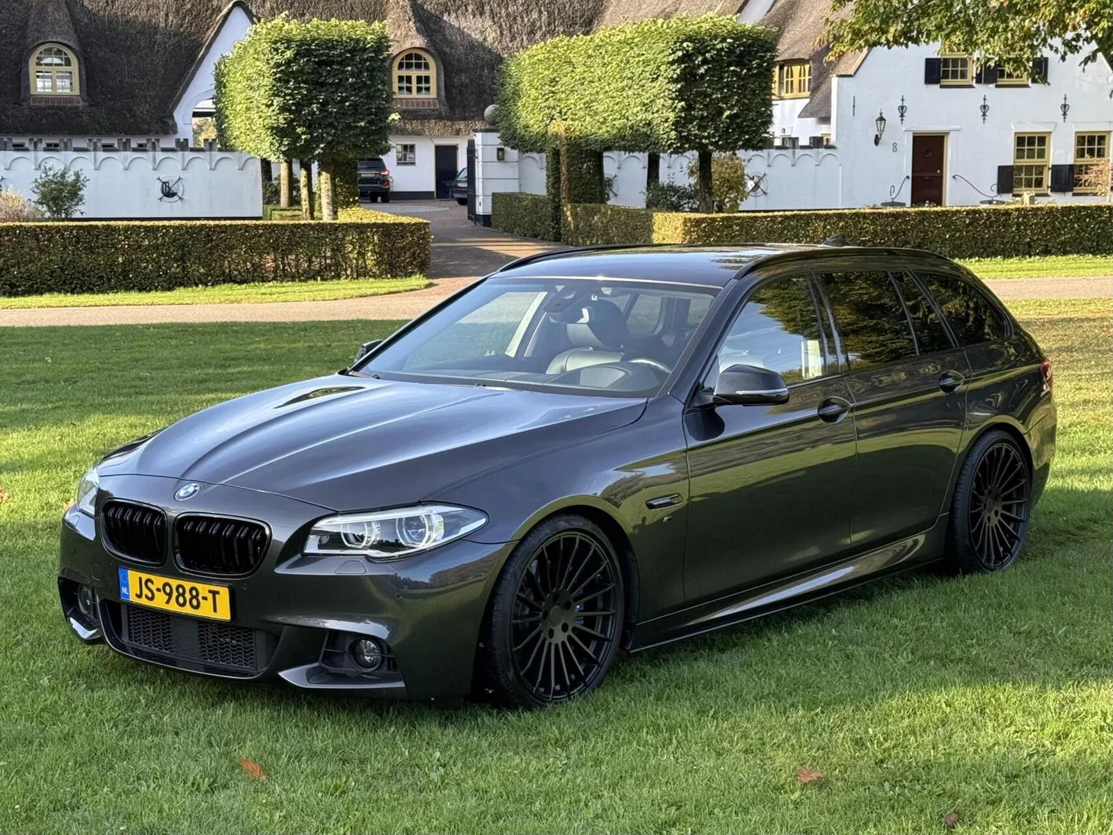 BMW 5-Serie (2014) — foto 1