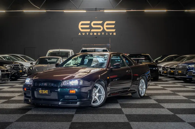 Nissan Skyline (1999)