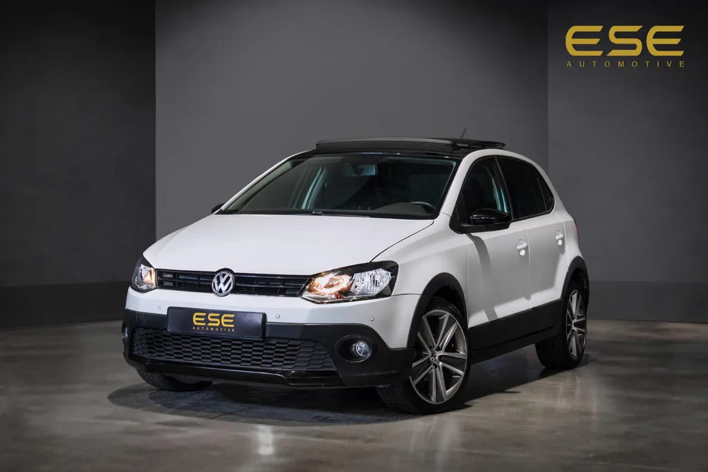 Volkswagen Polo (2015) — foto 1