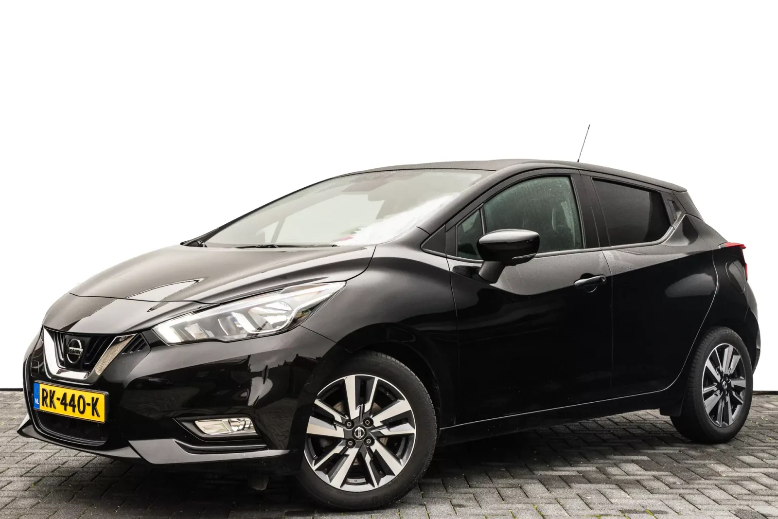 Nissan Micra (2017) — foto 1